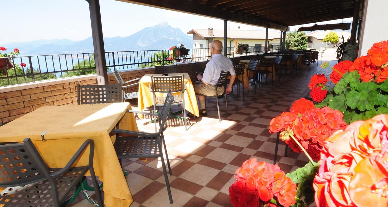 Hotel San Remo San Zeno di Montagna Exterior photo